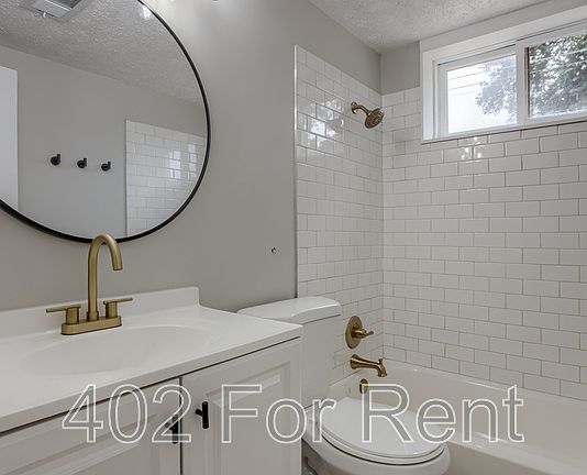 3rd image of 4715 Davenport St APT 4