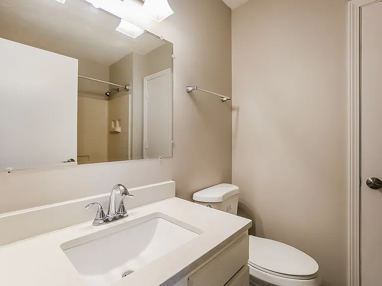 6722 Foxfire Dr — Photo 15