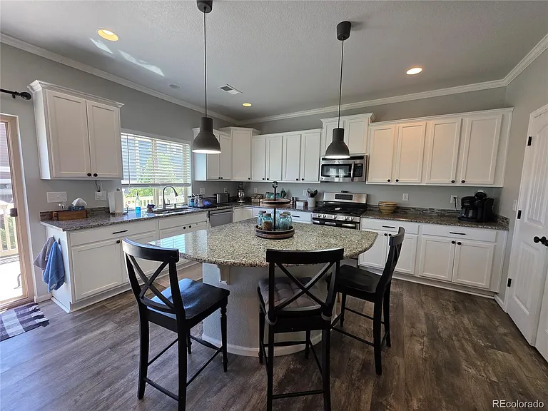 8269 Cypress Wood Dr — Photo 7