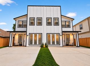 5027 Willow Glen Dr #A-b, Houston, TX 77033