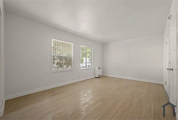 207 S Kenmore Ave #5 — Photo 7
