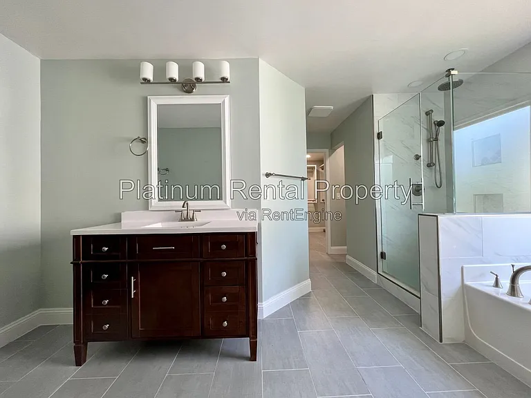 2813 Priestcliff Dr SE — Photo 23