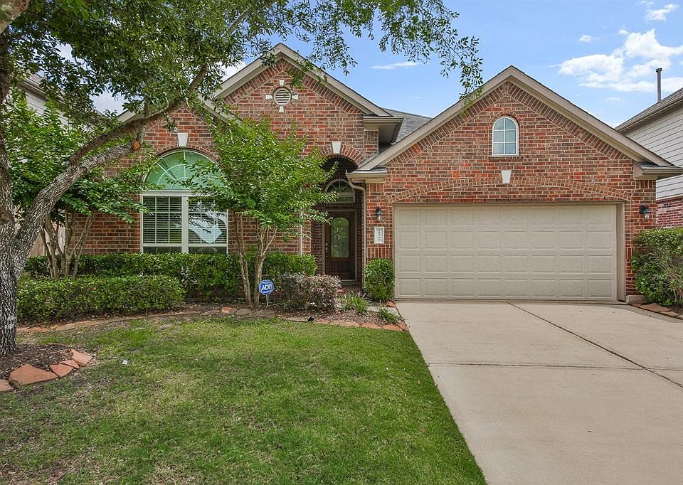 1st image of 24707 Gemstone Cove Ct