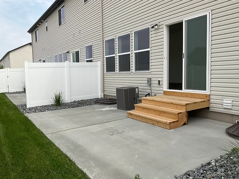 4606 Kapono Ct — Photo 17