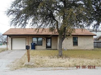 1009 W Sadosa St, Eastland, TX, 76448