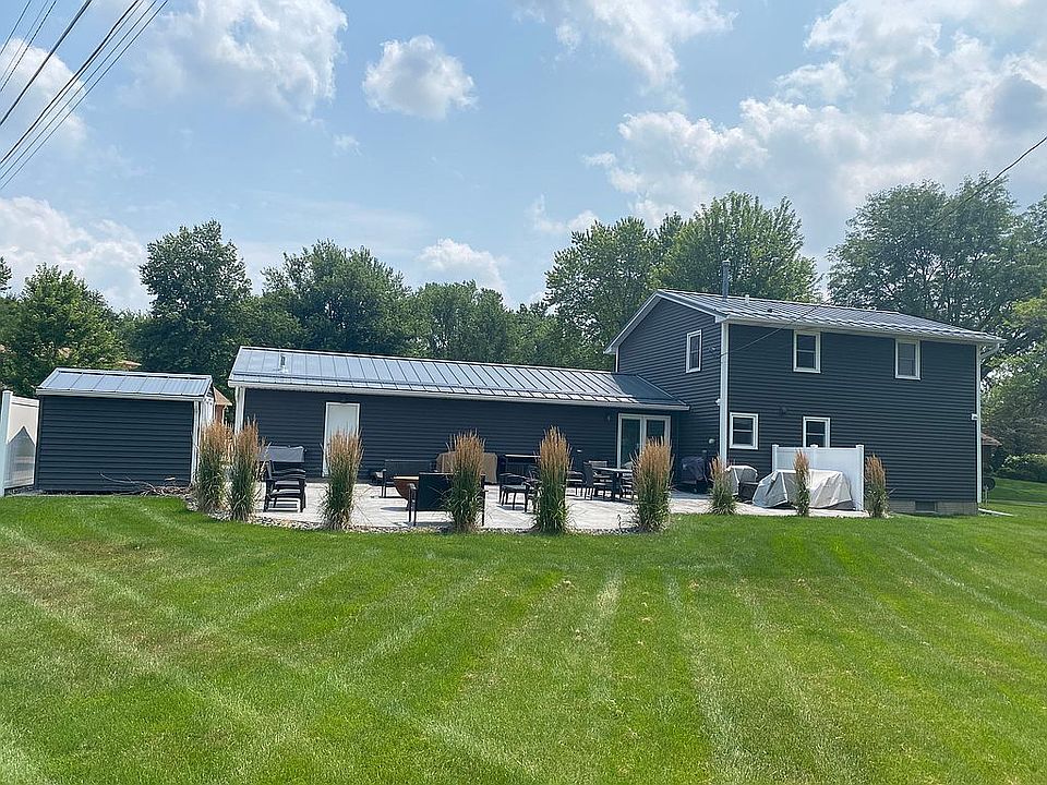 2nd image of 5464 Surrey Dr