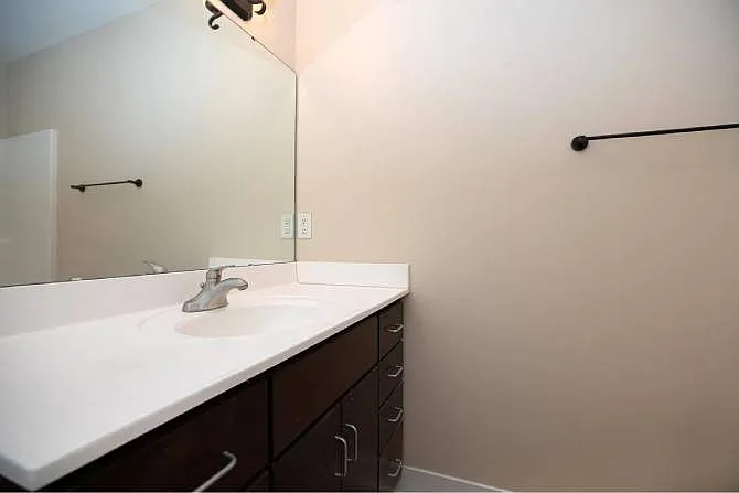 Midtown Lofts — Photo 94