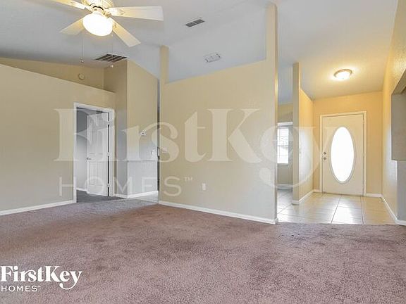 3rd image of 633 Berkley Pointe Dr