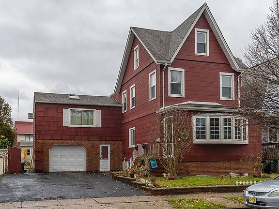 2nd image of 232 Sheridan Ave