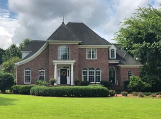 1105 Country Club Dr, Trent Woods, NC 28562