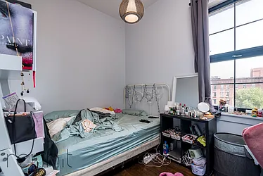 Rented by Rennit Inc.