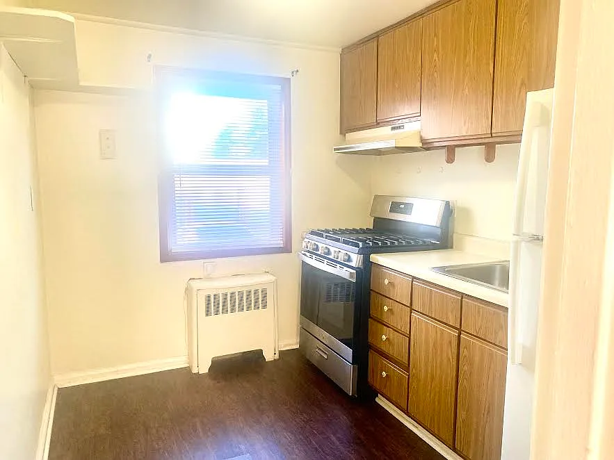 1 bed, $1,650 — Photo 3