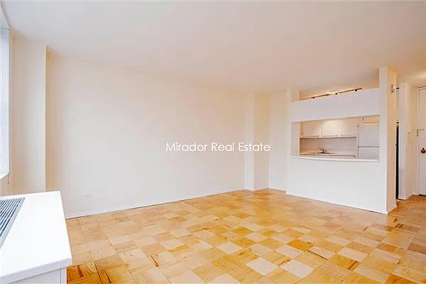 Rented by Mirador Real Estate | media 9