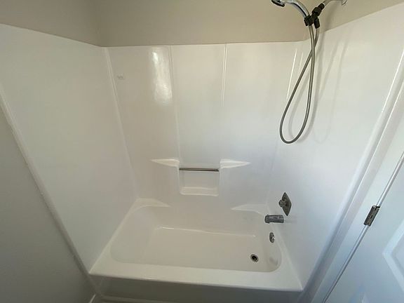 4th image of 1050-1052 12th St #1050