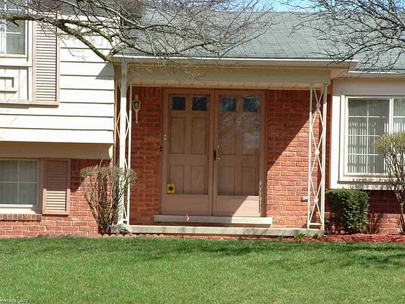5th image of 4115 Westover Dr