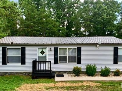 1868 Tabor Rd, Gladys, VA, 24554