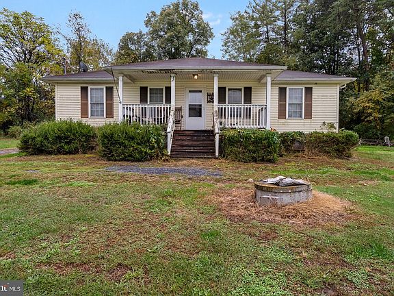 2nd image of 3334 Howellsville Rd