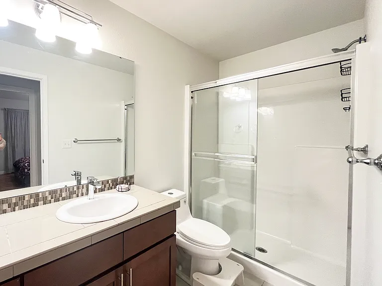 8212 S 132nd St — Photo 19
