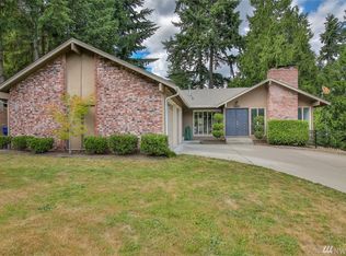 17706 NE 27th St, Redmond, WA 98052