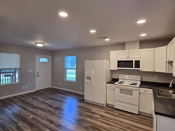 5th image of 1622 W Chestnut Street