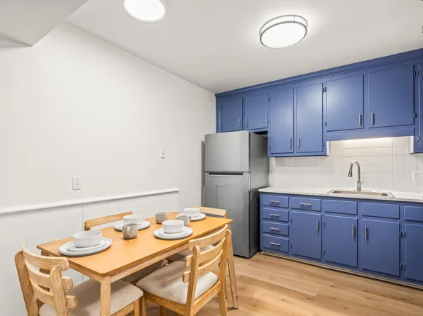 Summercrest Apartments, 86 Summercrest Ave, Waynesboro, VA 22980