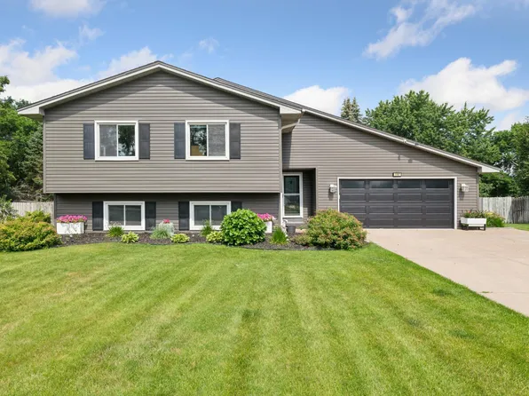1167 Fernwood Ct, Shoreview, MN 55126