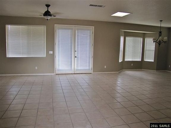 2nd image of 2630 Raven Dr