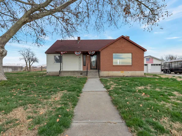 1924 N 5000 W, Hooper, UT 84315