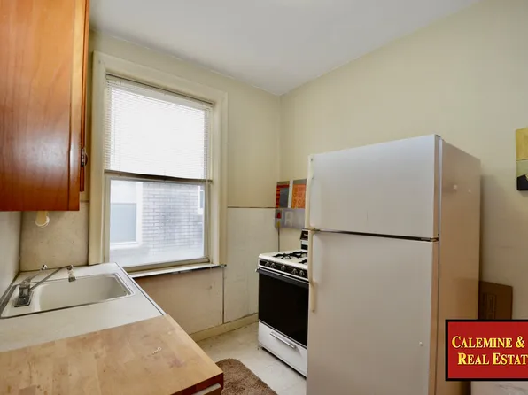 2151 East 1st Street image 21 of 34