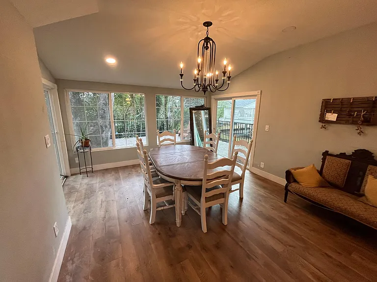 4059 Ridge St — Photo 10