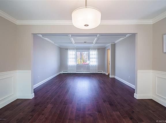 5th image of 5 Whitmore Ct