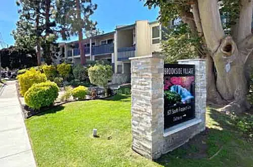 802 Camino Real #201 Photo 1