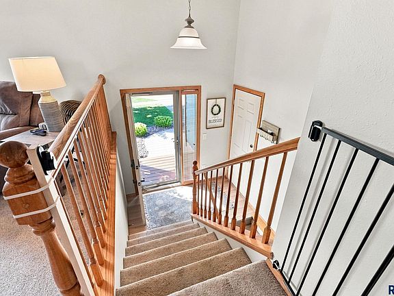 2nd image of 7108 W 53rd St