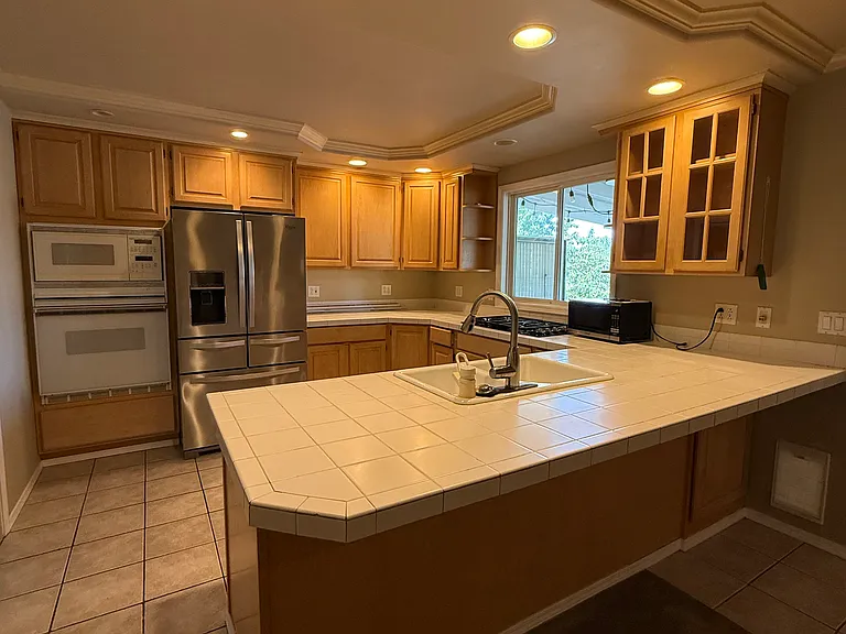 17336 Military Rd S — Photo 4