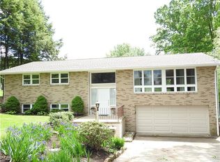 1048 Herman Rd, Butler, PA 16002