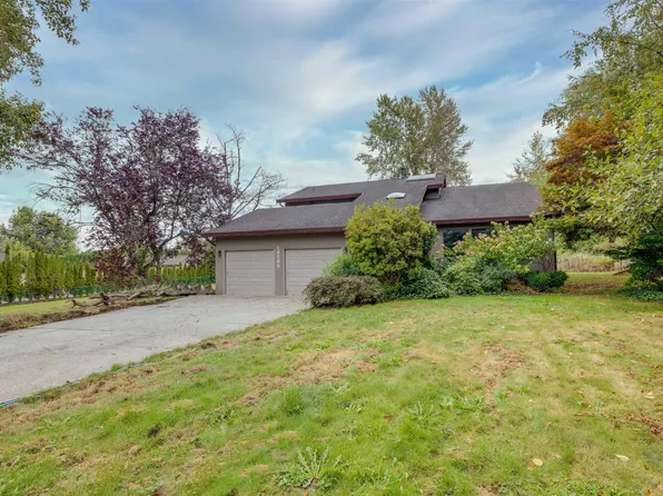 18208 21a Ave, Surrey, BC V3Z 9W2