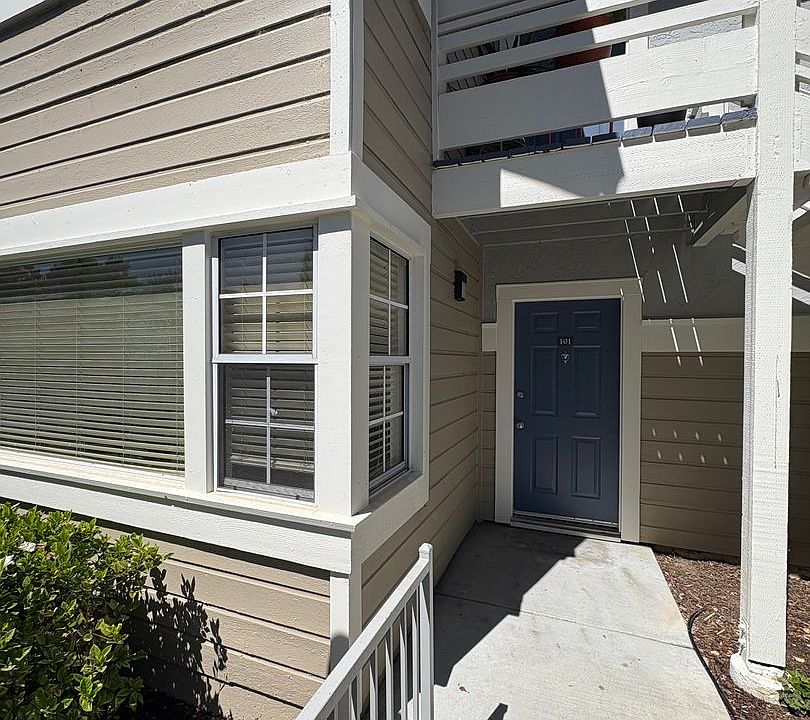 1st image of 2915 N Texas St APT 101
