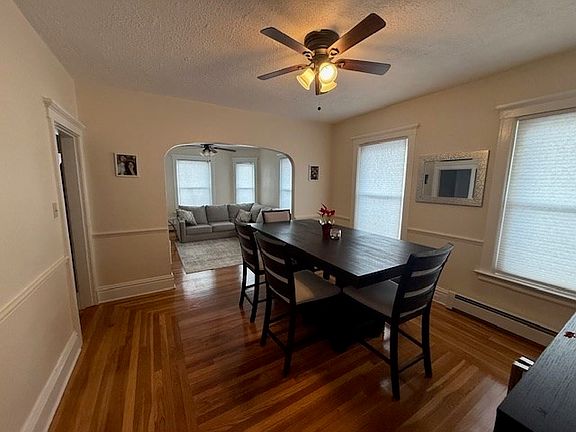 5th image of 104 Dresser St