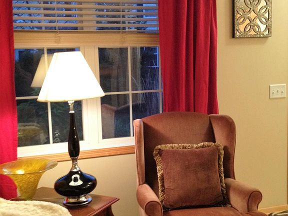 5th image of 3475 Cherry Ln Unit B
