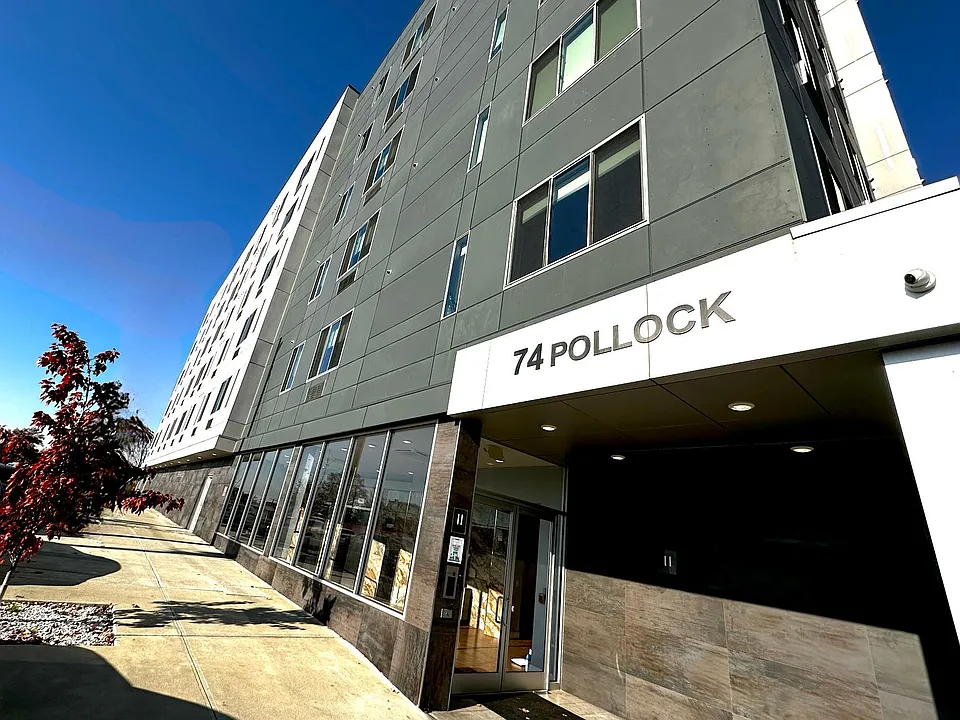 74 Pollock Ave