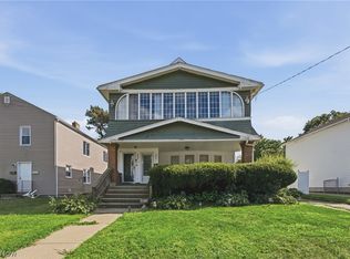 890 Hamlin St, Akron, OH 44320