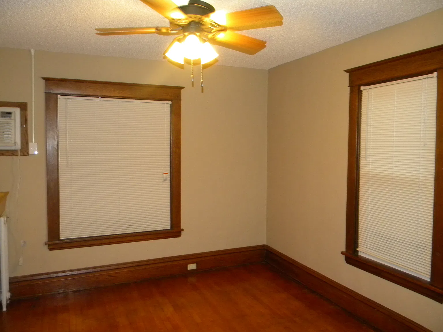 3 bed, $1,700 — Photo 3