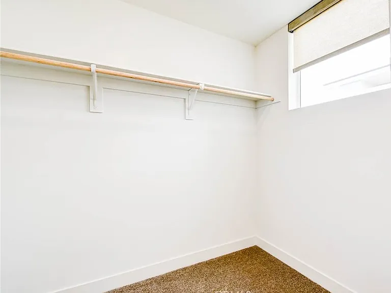 1814 E 1st St #330 — Photo 22