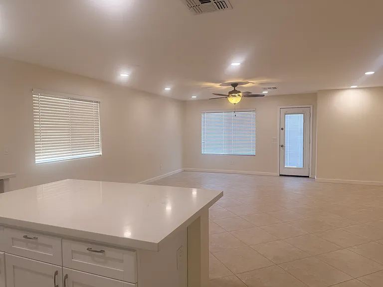12709 W Saint Moritz Ln — Photo 11
