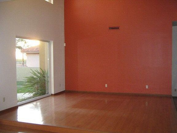 5th image of 4709 Ben Hogan Ave