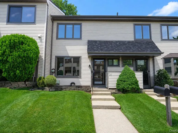 30 Hemlock Court, Staten Island, NY 10309