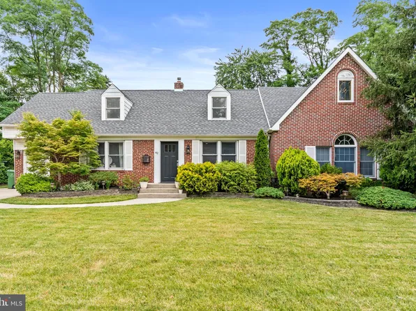 42 Wesley Ave, Cherry Hill, NJ 08002