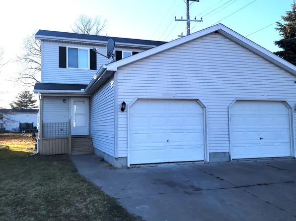 2311 11th St, Port Huron, MI 48060