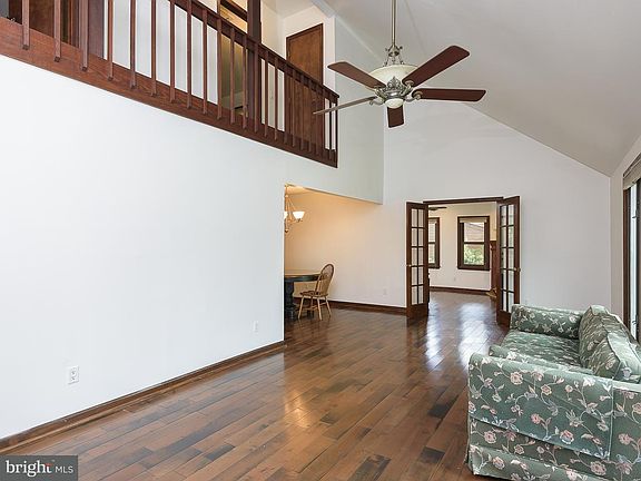 2nd image of 5609 W Carvel Dr