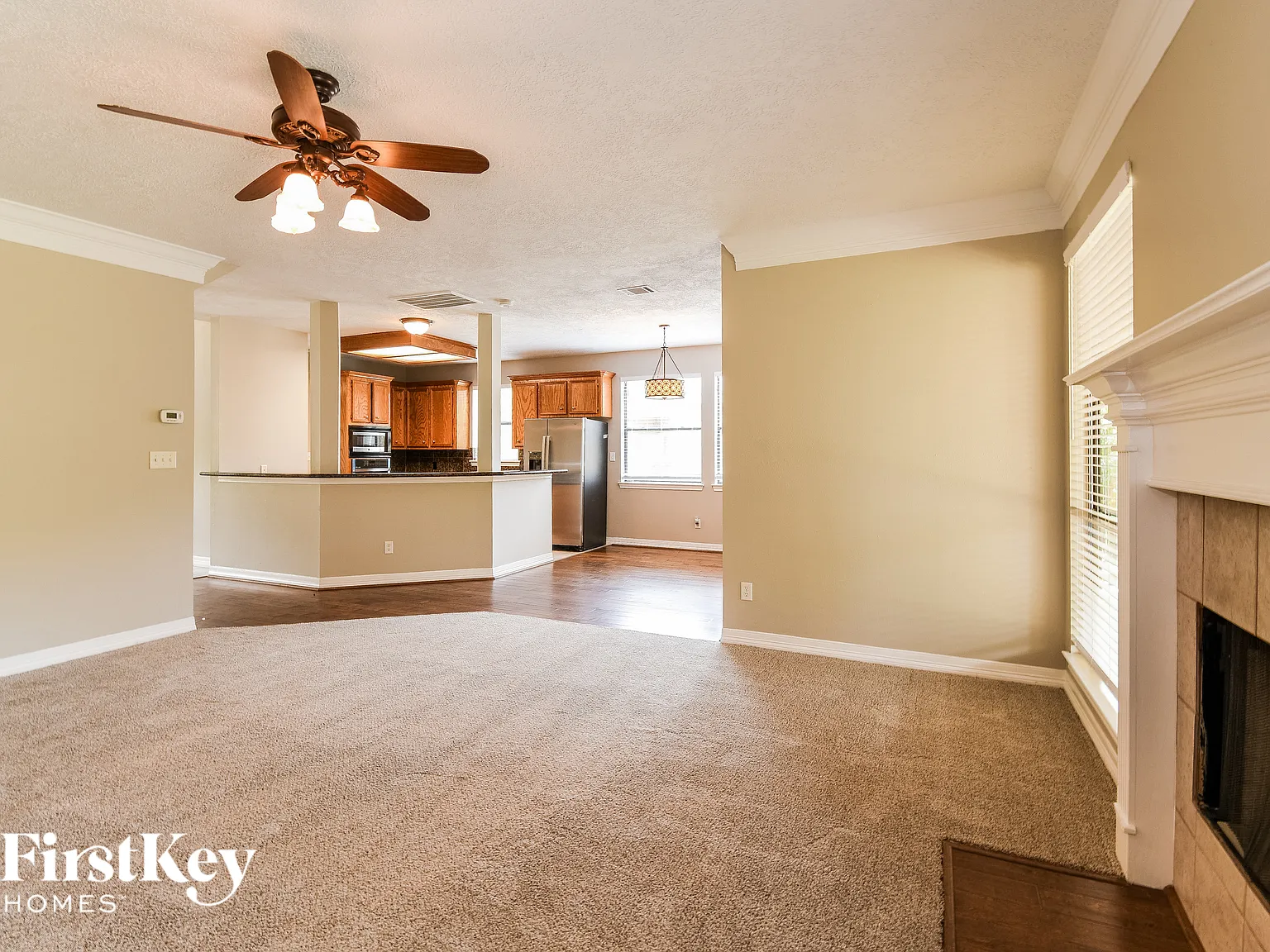 4 bed, 3.0 bath, 3056 sqft, $2,645 — Photo 2